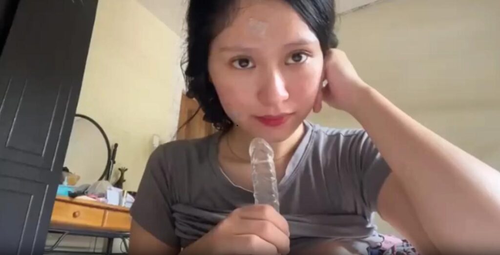 Sieu pham em teen xinh nhu thien than thu dam bang cu gia